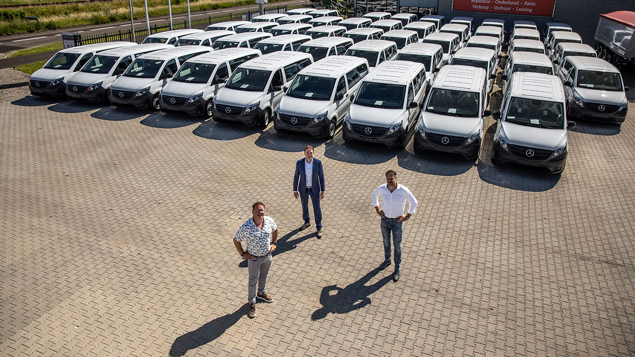 TCR breidt uit met 50 Vito's!